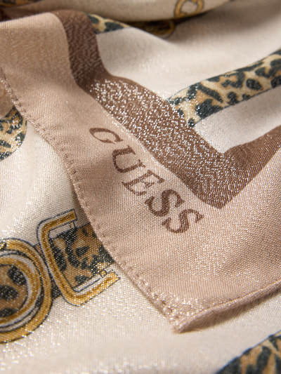 Produktfoto, chusta 'Tuch aus Viskose-Mix mit Logo-Detail' von Guess z mieszanki wiskozy, prostokątny kształt, nadruk z motywem, detal z logo