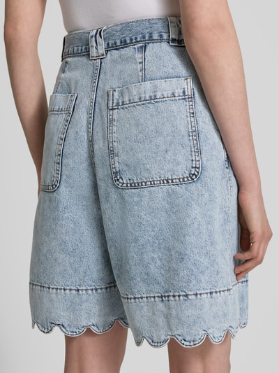 Stella Nova Baggy Fit Jeansshorts mit Bindegürtel Hellgrau 3
