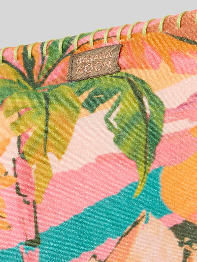 Produktfoto, Bikinihose mit seitlicher Schnürung Modell 'KAMUNIBA AVORA' von Banana Moon im Allover-Look, Material-Mix mit Stretch-Anteil, feines buntes Muster mit grünen, rosa und orangen Farbtönen, textilartige Struktur, körpernahe Passform
