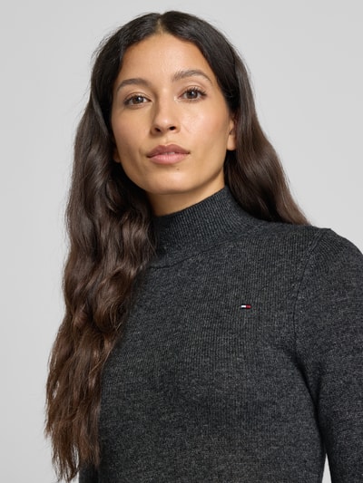 Tommy Hilfiger Regular Fit Freizeitkleid aus reiner Wolle Hellgrau 3