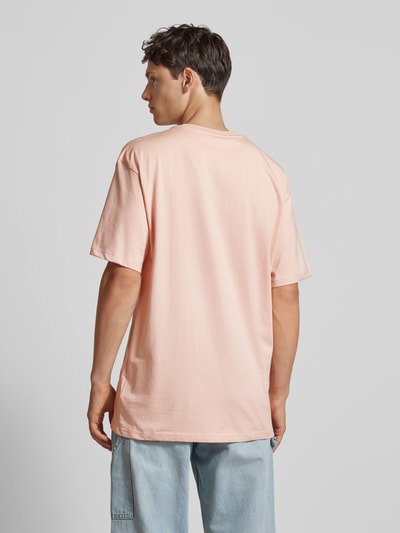 KARL KANI T-Shirt mit Label-Print Modell 'Signature' Rose 2