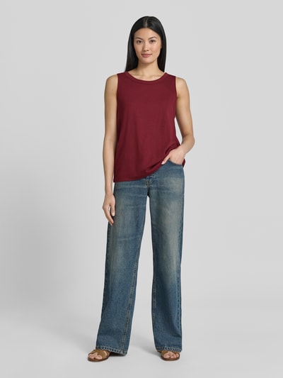 Vrouwenmodel draagt regular fit top van katoenmix Regular Fit Trägertop aus Baumwoll-Mix van s.Oliver RED LABEL, volledige vooraanzicht
