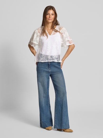 VERO MODA Bluzka o luźnym kroju z koronki model „CELINE” Złamany biały 1