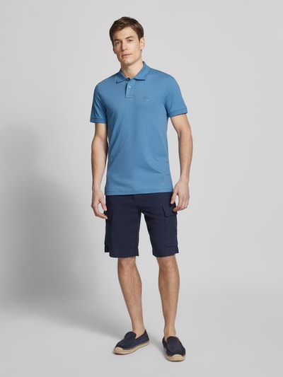 BOSS Orange Koszulka polo o kroju slim fit z naszywką z logo model ‘Passenger’ Szaroniebieski 1