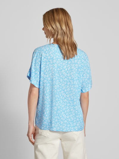 Vero Moda Blouseshirt van viscose met V-hals, model 'EASY' Lichtblauw - 5