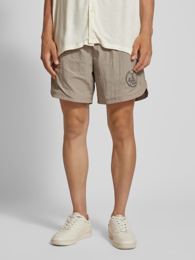 Multiply Apparel Regular Fit Shorts mit Label-Print Beige 4