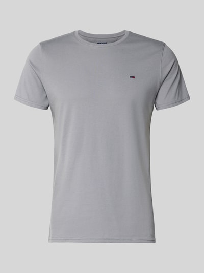 Produktfoto, Regular Fit T-Shirt aus reiner Baumwolle von Tommy Jeans in Optik: Unifarben mit Logo-Stitching, Material: reine Baumwolle, Rundhals, Kurzarm