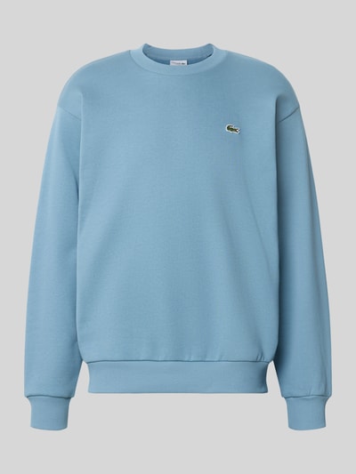 Produktfoto, hellblaues Regular Fit Sweatshirt aus Baumwoll-Mix von Lacoste mit gerippter Struktur und Logo-Patch auf der Brust. Herren Sweatshirt von Lacoste
