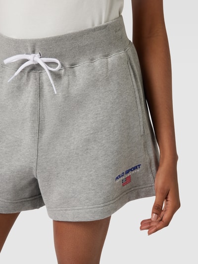 Polo Sport Shorts mit Gesäßtasche Hellgrau 3