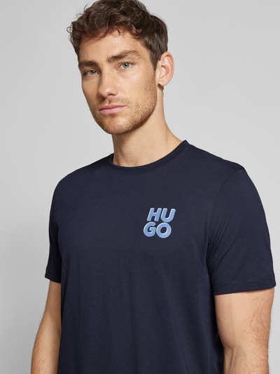 HUGO T-Shirt mit Label-Print Modell 'Dimoniti' Marine 3