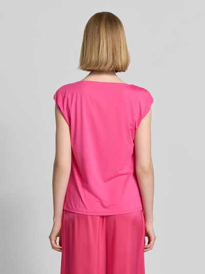 Marc Cain T-Shirt mit asymmetrischem Ausschnitt Fuchsia 5