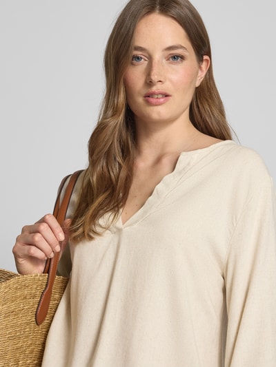 My Essential Wardrobe Blouseshirt met V-hals, model 'Dias' Beige - 3