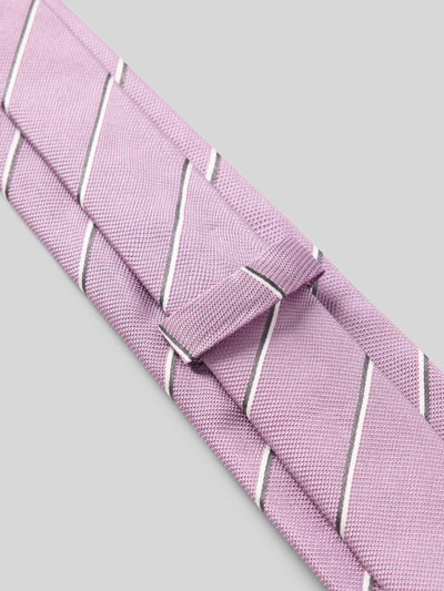 Productfoto, Seidenkrawatte aus reiner Seide mit Allover-Stitching (7,5 cm) van Gierremilano, lichtpaars met witte en zwarte strepen, allover-stitching, logo-patch, breedte 8 cm bij maat 1.