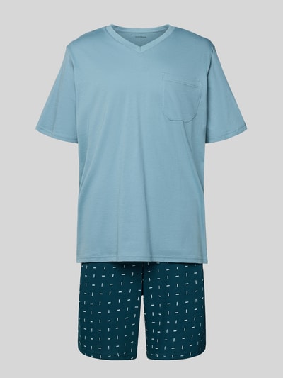 Produktfoto, Relaxed Fit Pyjama Set im kurzärmeliges Design Modell 'Comfort' von Schiesser aus reiner Baumwolle in Blau mit V-Ausschnitt, Brusttasche und gemusterten Shorts mit elastischem Bund