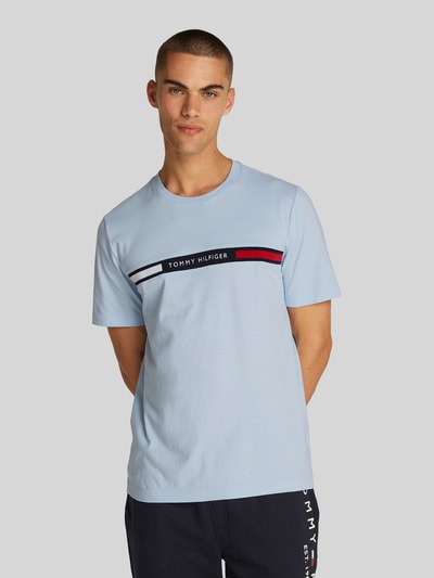 Tommy Hilfiger t-shirt o kroju regular fit z czystej bawełny Jasnoniebieski 4