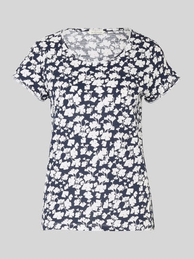 Produktfoto, Relaxed Fit T-Shirt aus reiner Baumwolle von Tom Tailor, Optik:Allover-Muster, Passform: Relaxed-Fit, Rundhals, Kurzarm, Rollsaum, Material: Reine Baumwolle, weiße florale Muster auf dunkelblauem Grund, glatte Textur