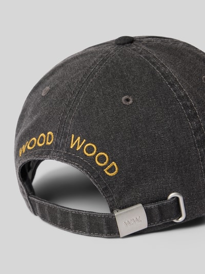 Produktfoto, Base Cap in Denim-Optik mit Statement-Stitching von Wood Wood aus Baumwoll-Mix mit Strapback-Verschluss, graue und gelbe Details