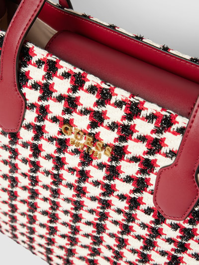 Guess Tote Bag in Bouclé-Optik Modell 'SILVANA' Kirsche 3