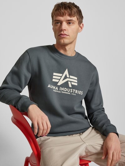 Alpha Industries „BASIC SWEATER” z nadrukiem z logo  Ciemnoszary 3