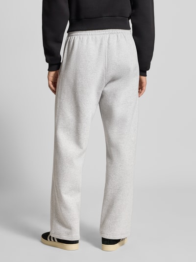 adidas Originals Spodnie dresowe z elastycznym ściągaczem Jasnoszary melanż 5