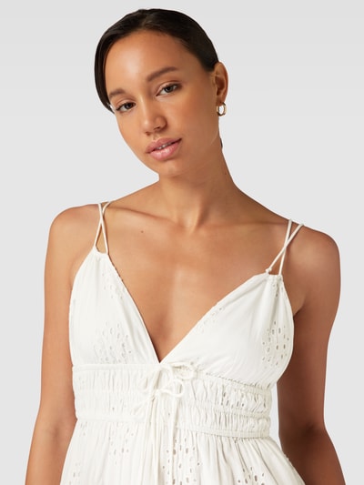 Gina Tricot Maxikleid mit Lochmuster Offwhite 3