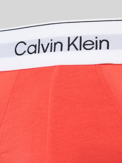 Produktfoto, Slip aus Baumwoll-Mix im 3er-Pack von Calvin Klein Underwear in Rot mit elastischem Logo-Bund und glatter Textur