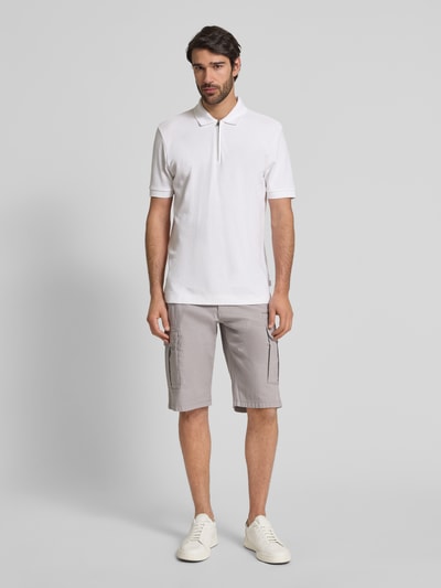 s.Oliver BLACK LABEL Relaxed Fit Cargo-Bermudas aus Baumwoll-Elasthan-Mix Hellgrau 1