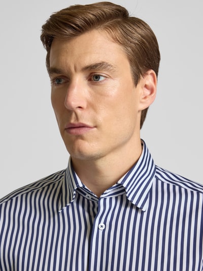 ETERNA Modern Fit Business-Hemd mit Knopfleiste Marine 3