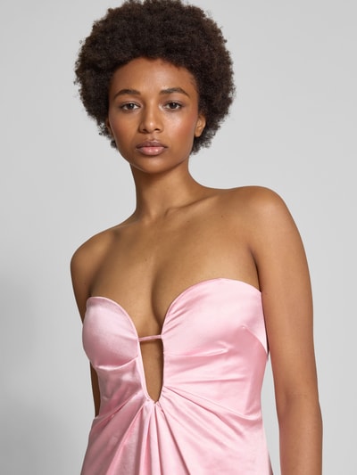 Bardot Abendkleid mit tiefem V-Ausschnitt Modell 'CLEA' Rose 3
