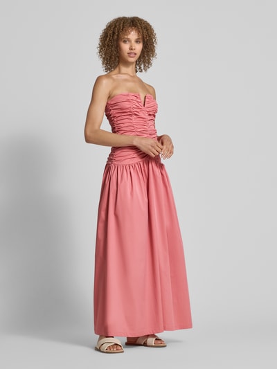 Amy Lynn Cocktailkleid mit Raffungen Modell 'Shyla' Pink 1