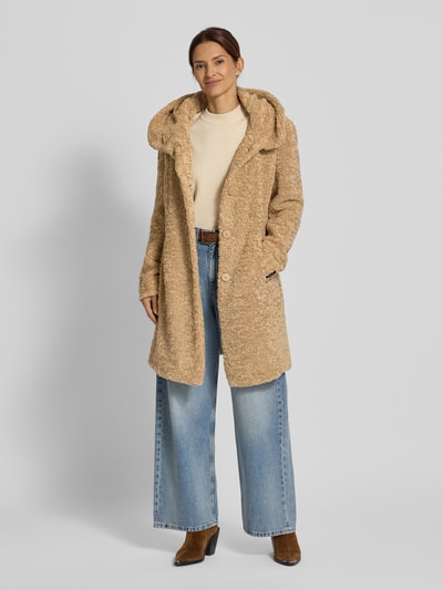Milo Coats Mantel aus Teddyfell Modell 'STELLA' Sand 1