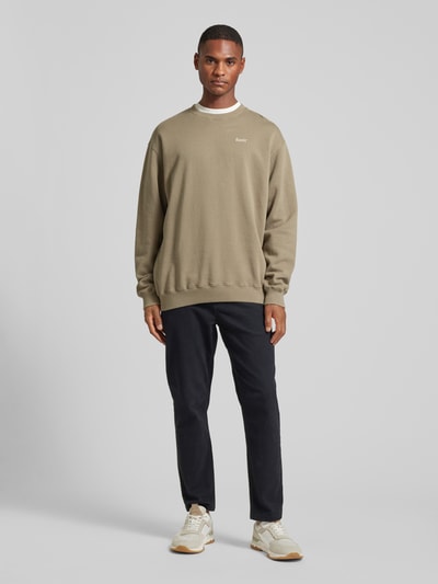 Forét Sweatshirt mit Rundhalsausschnitt Oliv 1