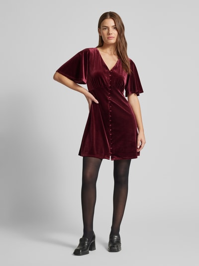 Apricot Mini-jurk met V-hals Bordeaux - 1