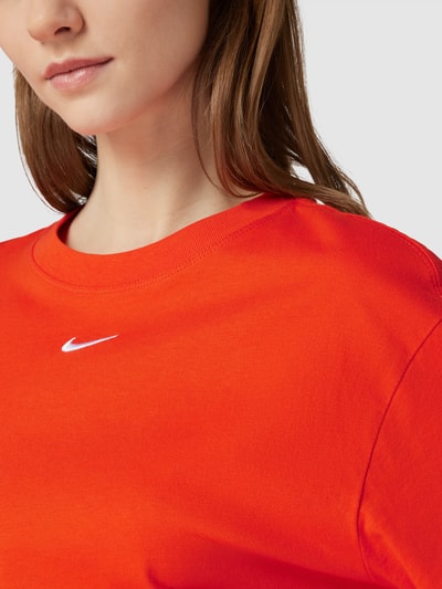 Nike T-Shirt mit Label-Stitching Rot 3