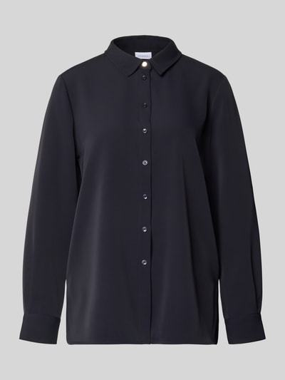 Produktfoto, Relaxed Fit Bluse mit Knopfleiste von Comma in Schwarz, Hemdblusenkragen, aus Material-Mix mit Stretch-Anteil, glatte Struktur, Rückenlänge bei Größe 36: 72 cm, Ärmellänge: 62 cm.