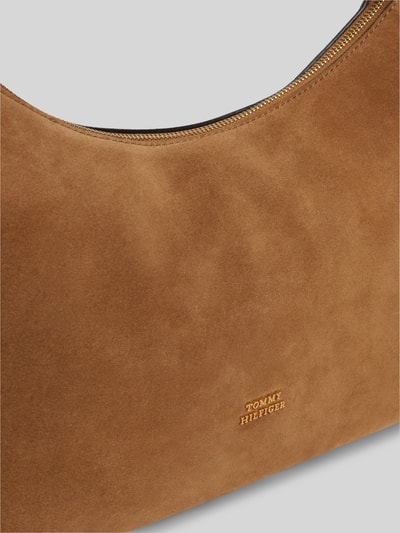 Tommy Hilfiger Henkeltasche aus echtem Veloursleder mit Label-Detail Cognac 3