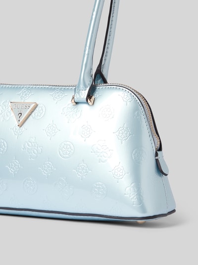 Guess Shoulder Bag in metallic Modell 'ARNELA' Hellblau 3