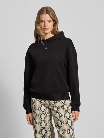 Calvin Klein Jeans Bluza z kapturem i kieszenią kangurką Czarny 4
