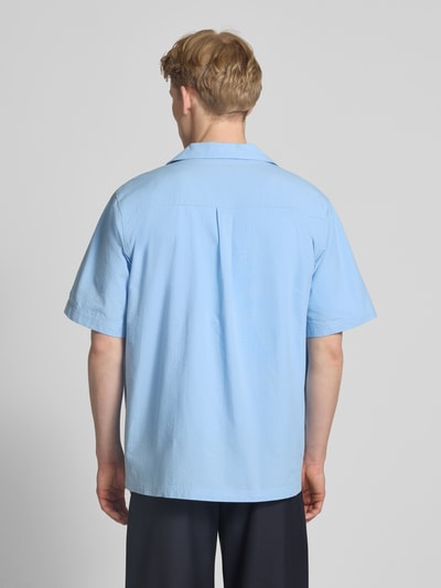 adidas Originals Koszula casualowa o kroju regular fit z kołnierzem z połami Jasnoniebieski 5