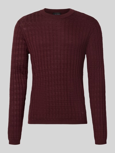 Produktfoto, Strickpullover mit Struktur-Muster von Emporio Armani in Dunkelrot, Material-Mix mit Woll-Anteil, taillierter Schnitt, Rundhalsausschnitt