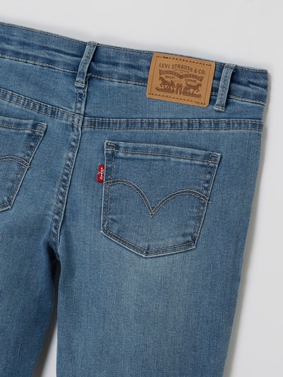 Levi’s® Kids Jeansy o kroju super skinny fit z dodatkiem streczu model ‘710’ Jeansowy niebieski melanż 3