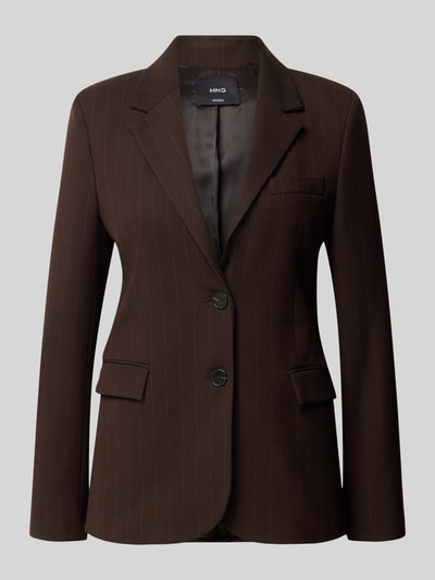 Produktfoto, brauner Regular Fit Blazer mit Viskose-Anteil Modell 'Bergen' von MANGO, Reverskragen, Pattentaschen, 2-Knopfleiste, feine Streifen, glatte Textur, Vorderansicht