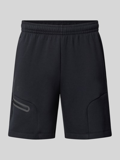 Produktfoto, ciemnoszare szorty z mieszanki bawełny, krój regular fit, logo, elastyczny pas, kieszeń zapinana na zamek błyskawiczny, Shorts mit Reißverschlusstasche od Under Armour, szerokość w rozmiarze M: 39 cm, długość wewnętrzna nogawki w rozmiarze M: 18 cm