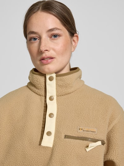 COLUMBIA Teddyfelljacke mit Reißverschlusstasche Modell 'Helvetia™ II' Sand 3