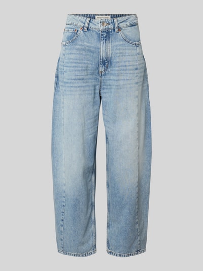 Produktfoto, Relaxed Fit Jeans aus reiner Baumwolle Modell 'LARA' von Marc O'Polo, stylizowana na denim, krój relaxed fit, wysoki stan, długość krótka, naszywka z logo, nity, szlufki na pasek, zapięcie na guzik i zakryty zamek błyskawiczny, 5 kieszeni, bawełna