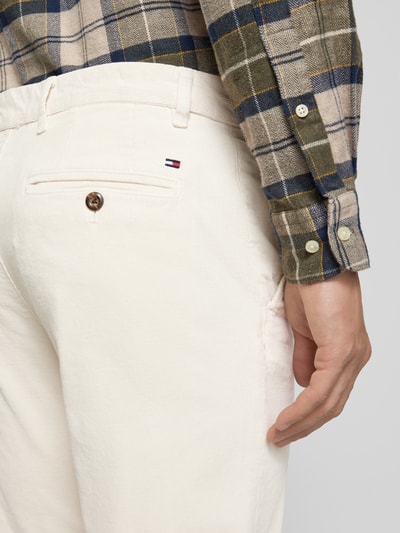 Tommy Hilfiger Regular fit corduroy broek met riemlussen, model 'DENTON' Offwhite - 3