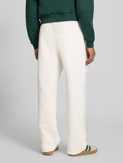 REVIEW Regular Fit Sweatpants mit Gesäßtasche Offwhite 5