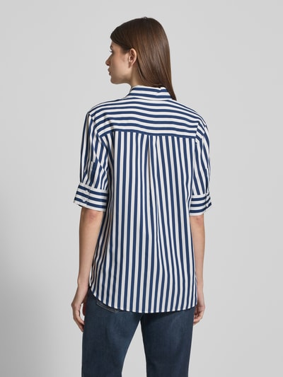 Brax Relaxed fit overhemdblouse van viscosemix met 1/2-mouwen, model 'Vic' Marineblauw - 5