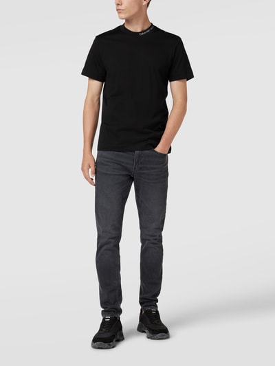 Calvin Klein Jeans T-Shirt mit unifarbenem Design Black 1