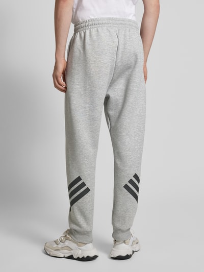 ADIDAS SPORTSWEAR Regular Fit Sweatpants mit Label Stitching mittelgrau online kaufen